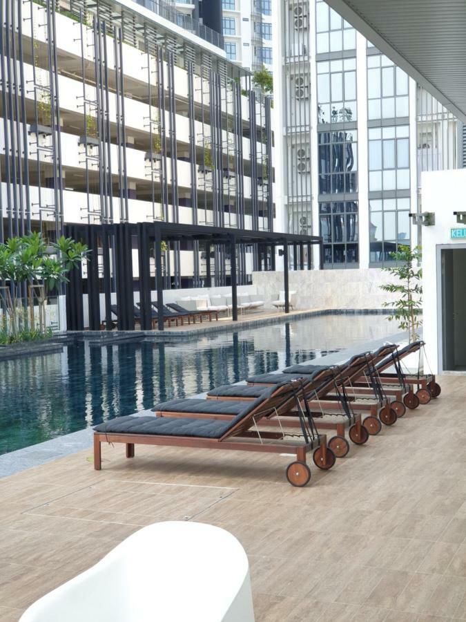 Vivo Suites By Subhome Kuala Lumpur Exterior foto